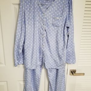 Pretty blue polka dot pajama set